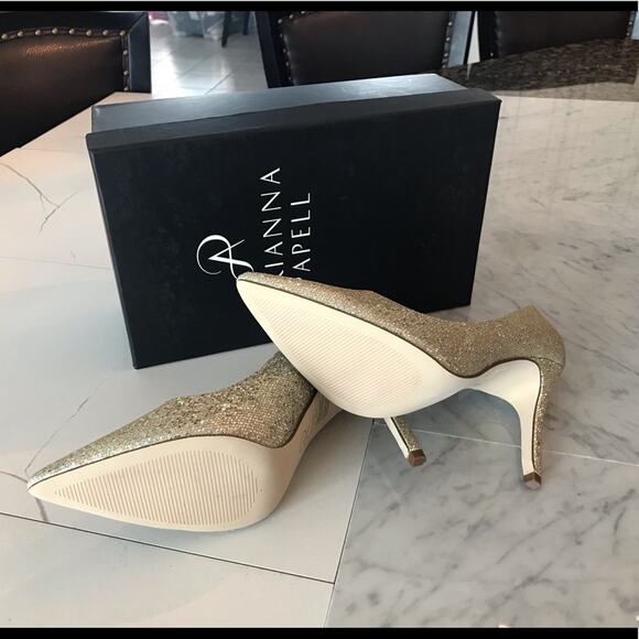Adrianna Papell Platino Chicago Glitter heels NWT - Picture 3 of 7